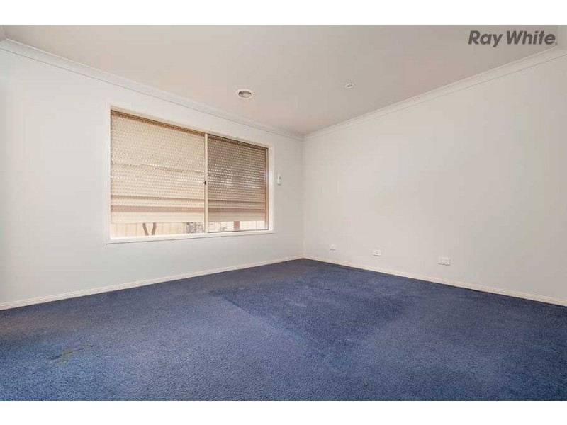 10 Rockland Court, Taylors Hill VIC 3037