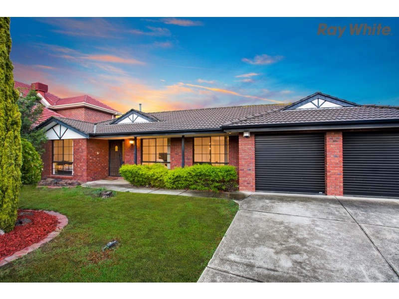 12 Cunningham Court, Taylors Lakes VIC 3038