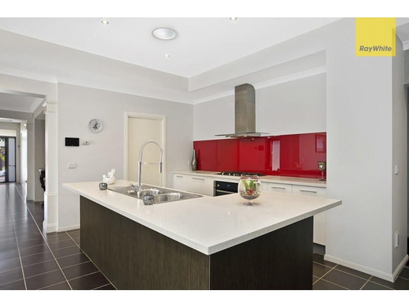 37 Domain Drive, Hillside VIC 3037