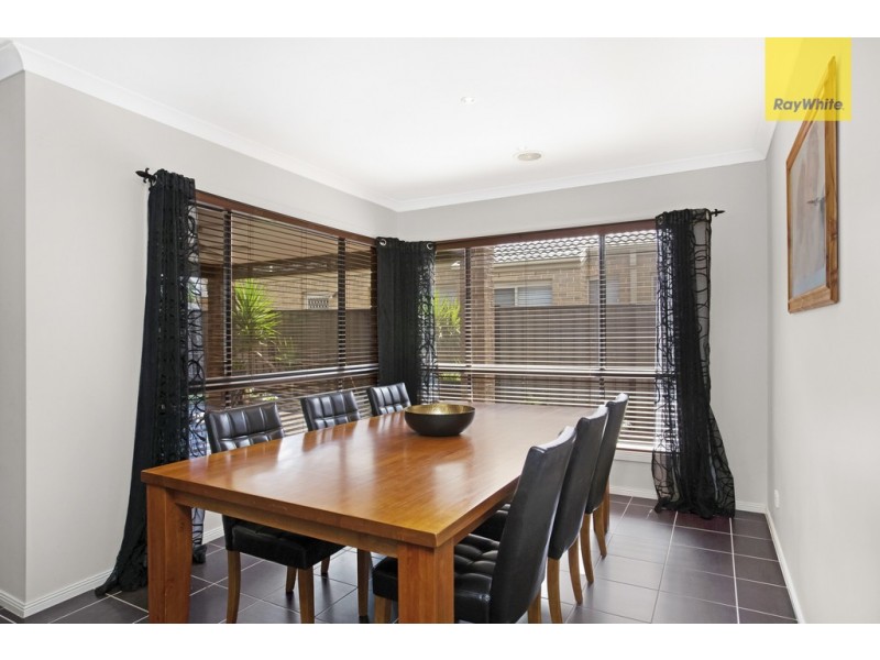 37 Domain Drive, Hillside VIC 3037