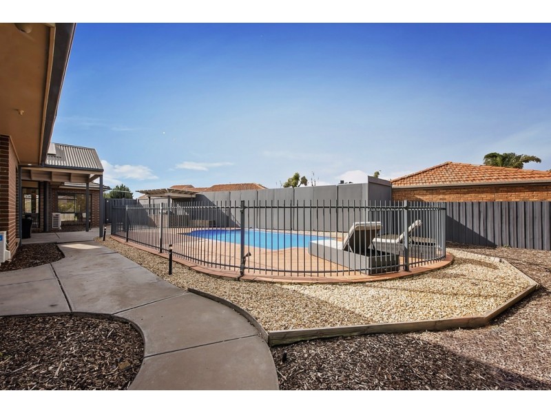 3 Malster Court, Keilor Downs VIC 3038