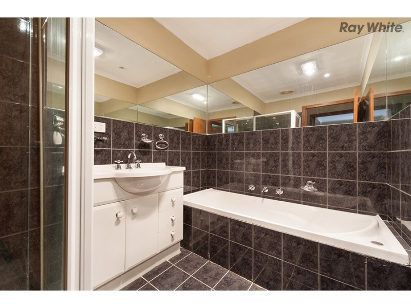 5 Ajax Close, Keilor Downs VIC 3038