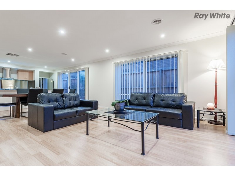 10 Devonport crt, Taylors Hill VIC 3037