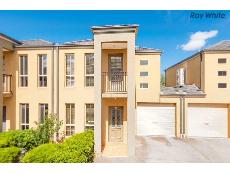 3/8 Lorraine Court, Hillside VIC 3037