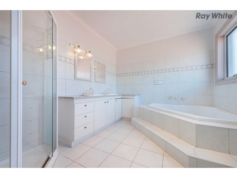 1 Delaney Court, Keilor VIC 3036