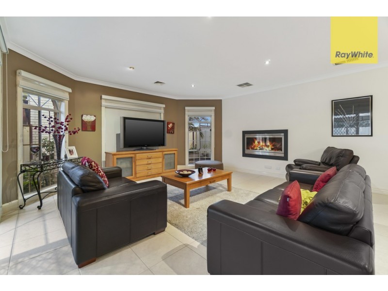 31 Roseleigh Boulevard, Sydenham VIC 3037