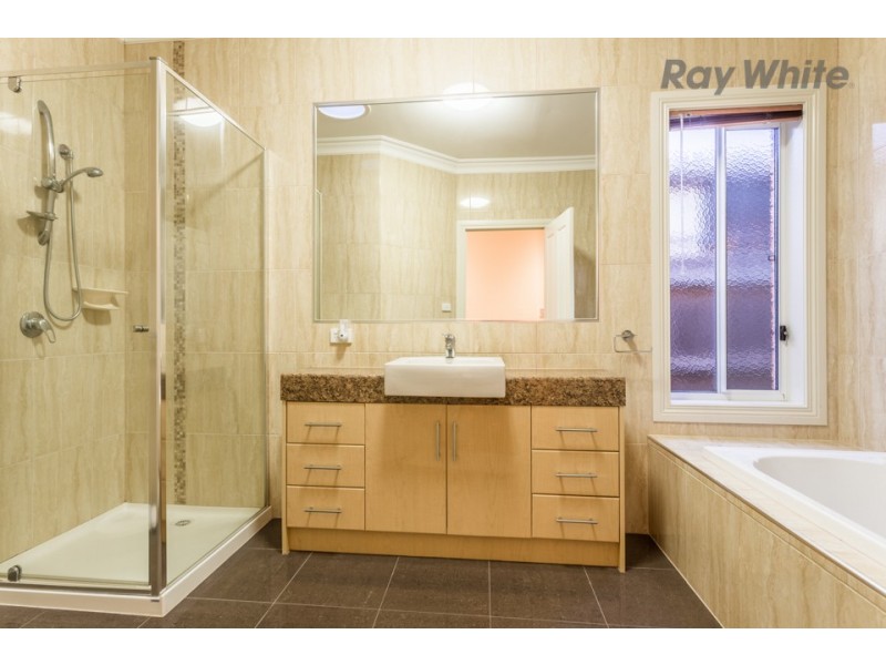 3 Lucetta Way, Sydenham VIC 3037