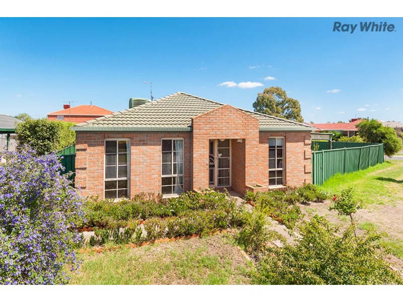 1 Devitt Court, Burnside VIC 3023