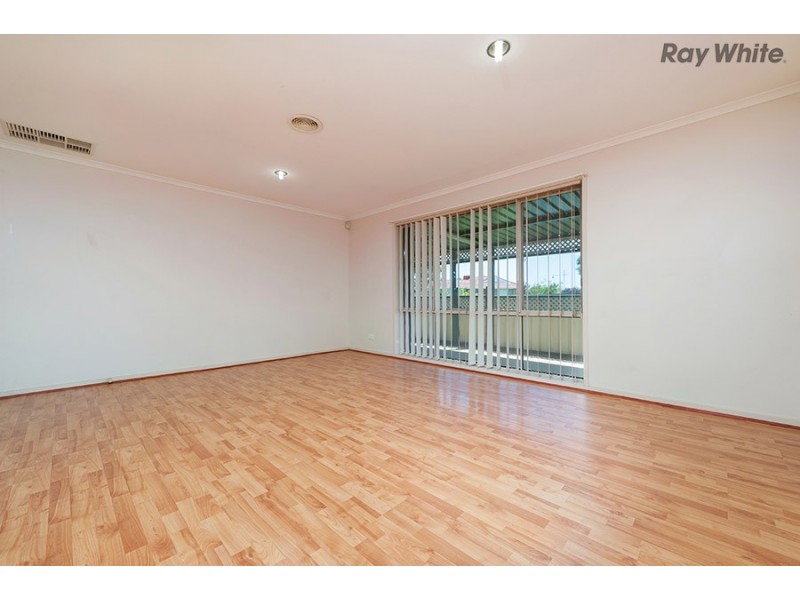 1 Devitt Court, Burnside VIC 3023