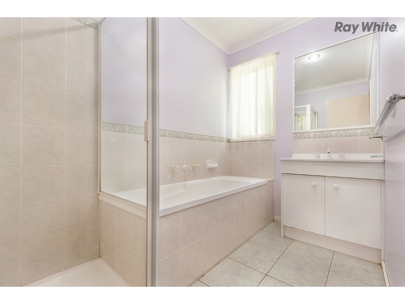 1 Devitt Court, Burnside VIC 3023