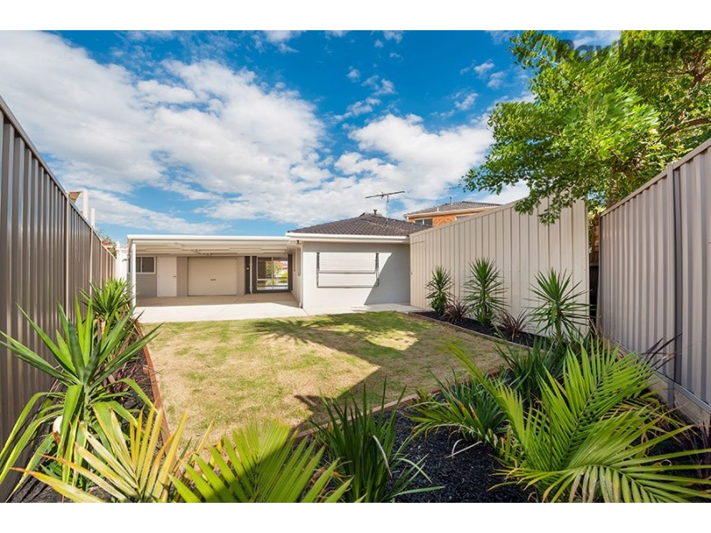 13 Proctor Crescent, Keilor Downs VIC 3038