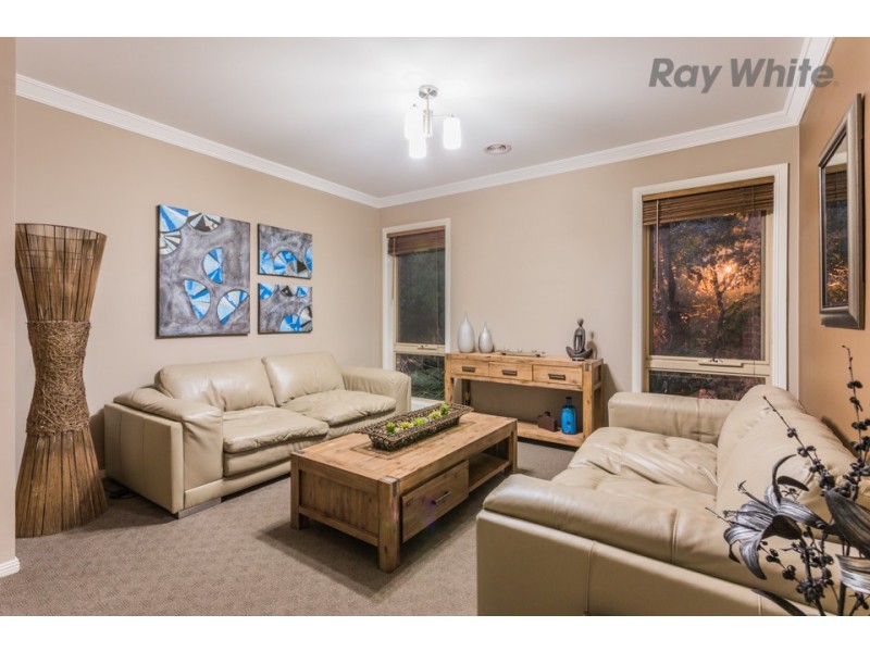 4 Druitt Place, Taylors Hill VIC 3037