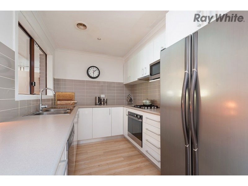 47 Manchester Drive, Sydenham VIC 3037