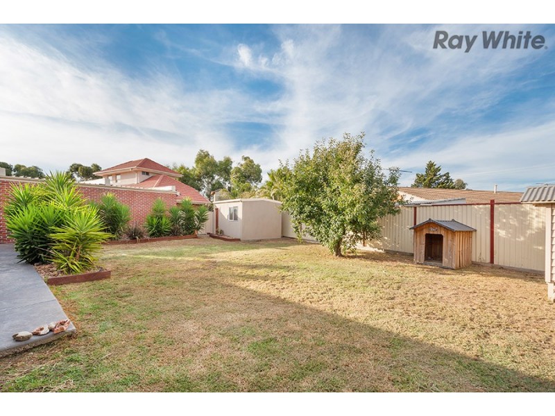 47 Manchester Drive, Sydenham VIC 3037