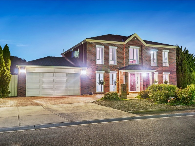 18 Pimelea Way, Hillside VIC 3037