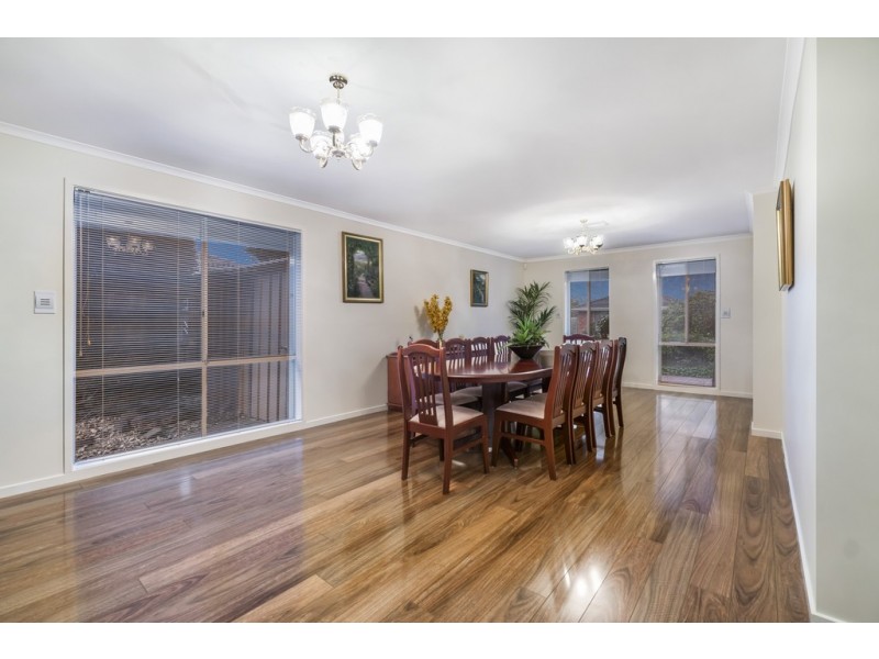 18 Pimelea Way, Hillside VIC 3037