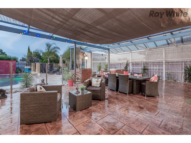 10 Roseberry Avenue, Keilor Downs VIC 3038