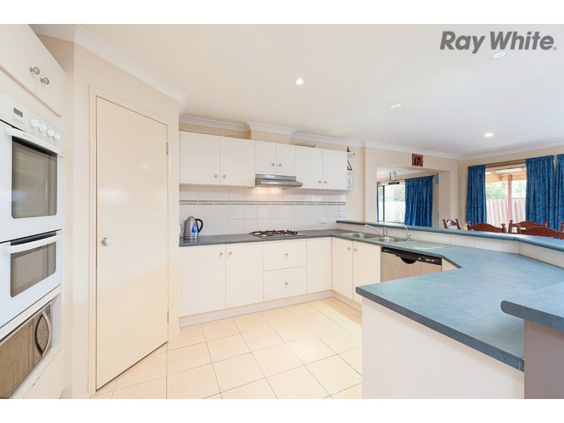 67 Smoult Drive, Kurunjang VIC 3337