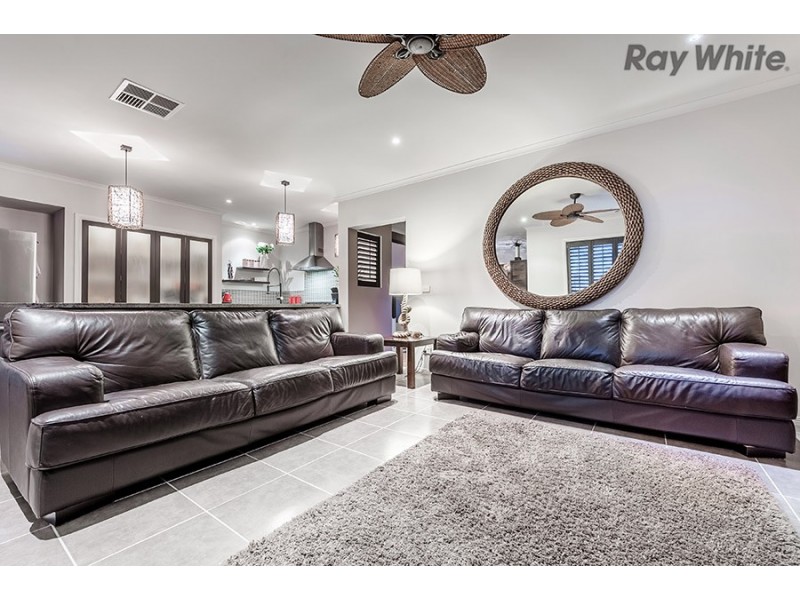 7 Sydney Grove, Taylors Hill VIC 3037