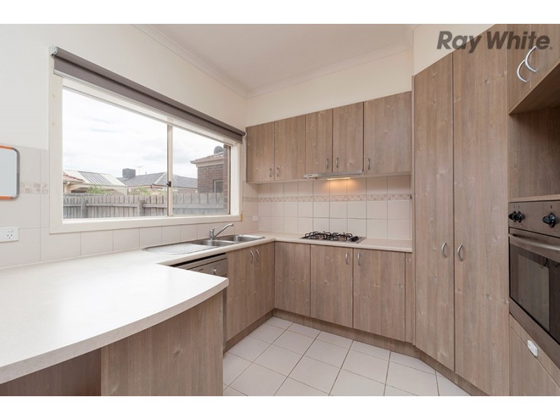 5 The Glades, Taylors Hill VIC 3037