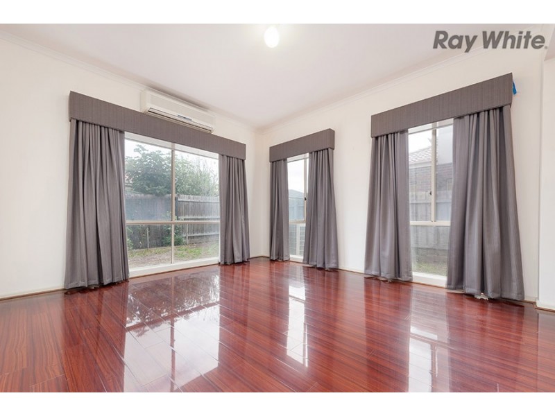 5 The Glades, Taylors Hill VIC 3037
