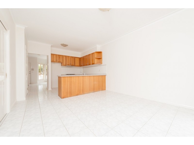 3/2a Lindenow Street, Maidstone VIC 3012