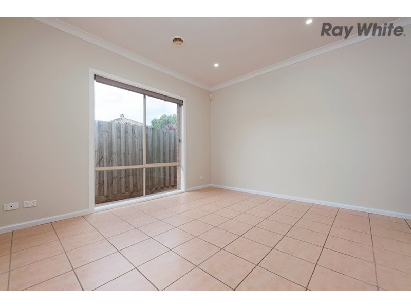 2/116 Morris Street, Sunshine VIC 3020
