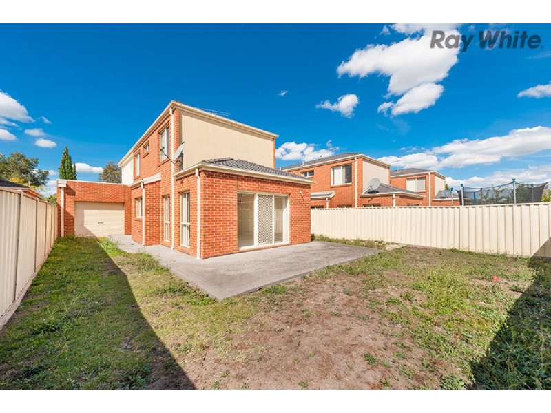 28 Malabar Street, Roxburgh Park VIC 3064