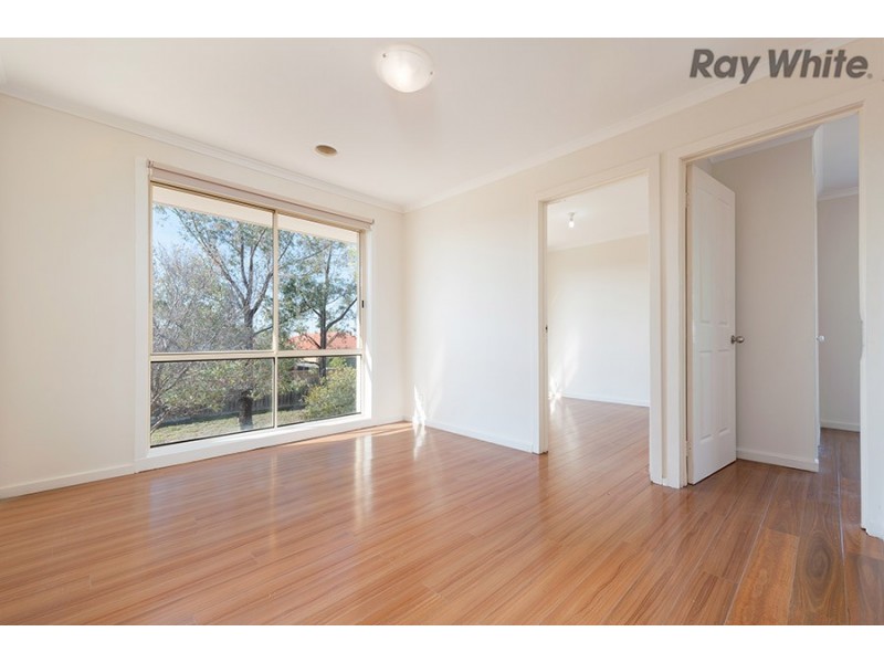 28 Cassinia Close, Delahey VIC 3037