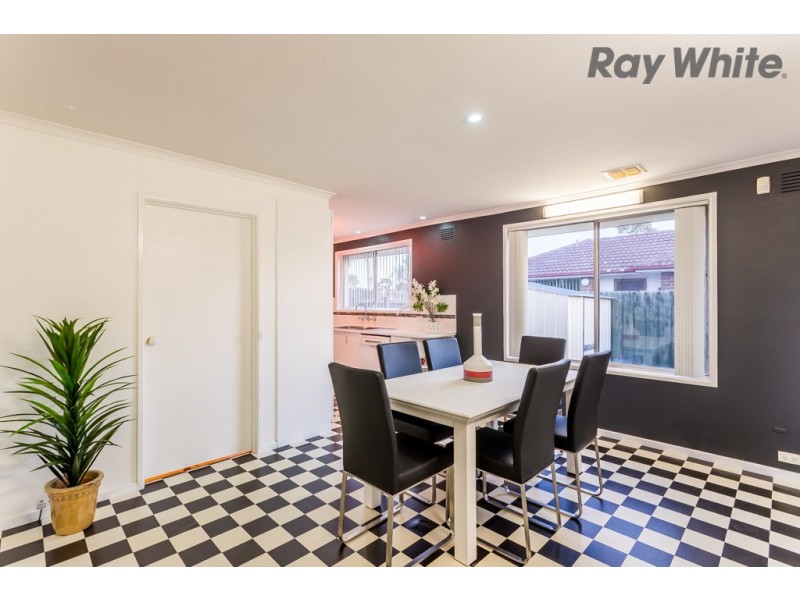 13 Calverton Road, Kealba VIC 3021