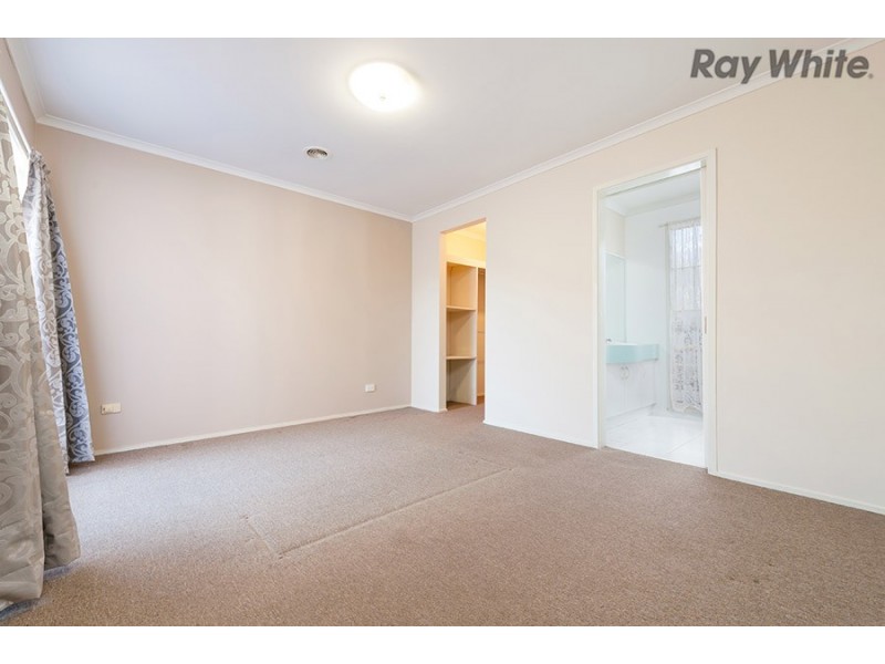 21 Jester Court, Kings Park VIC 3021