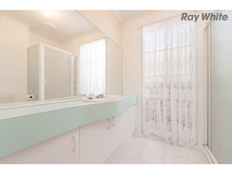 21 Jester Court, Kings Park VIC 3021