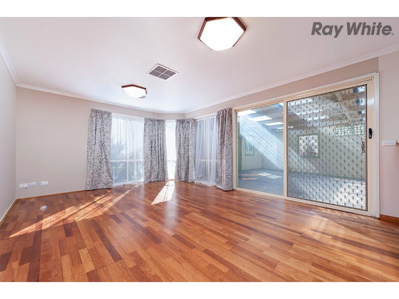 21 Jester Court, Kings Park VIC 3021