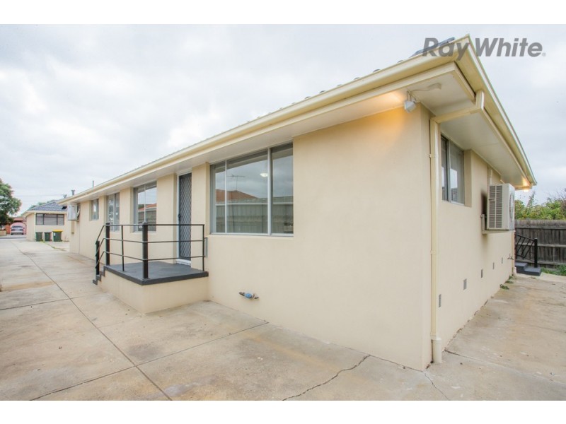 3/51 Moffat Street, St Albans VIC 3021