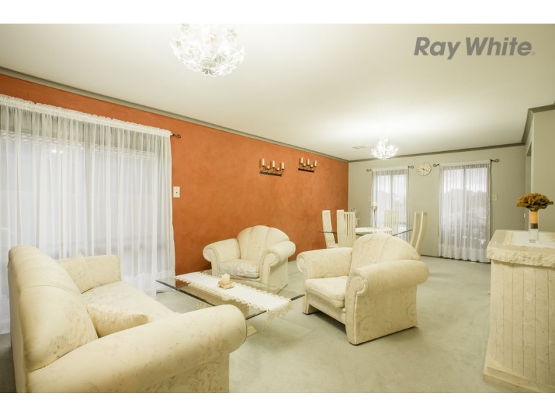 96 Delbridge Drive, Sydenham VIC 3037