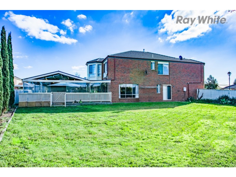 21 Broadhurst Way, Caroline Springs VIC 3023