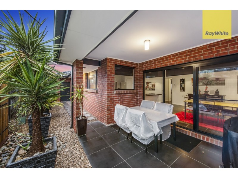 25 Hobart Way, Taylors Hill VIC 3037