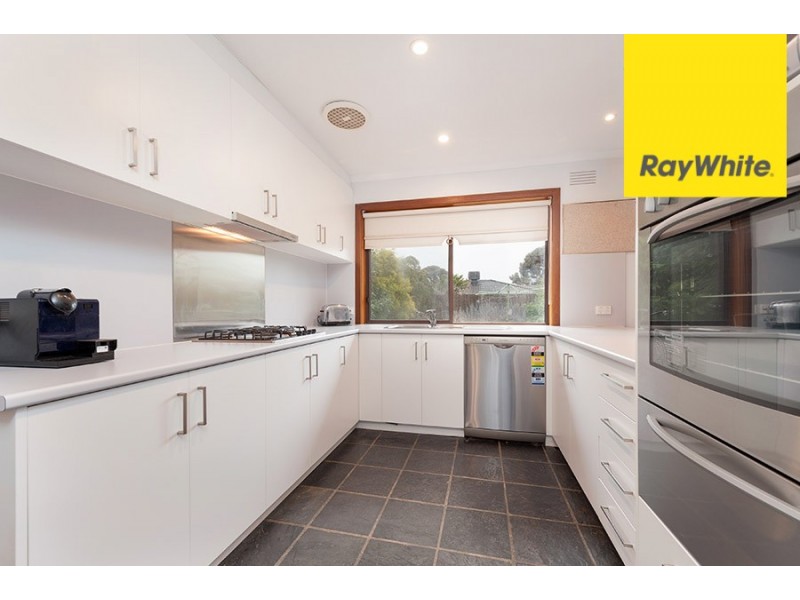 14 Lady Nelson Way, Taylors Lakes VIC 3038