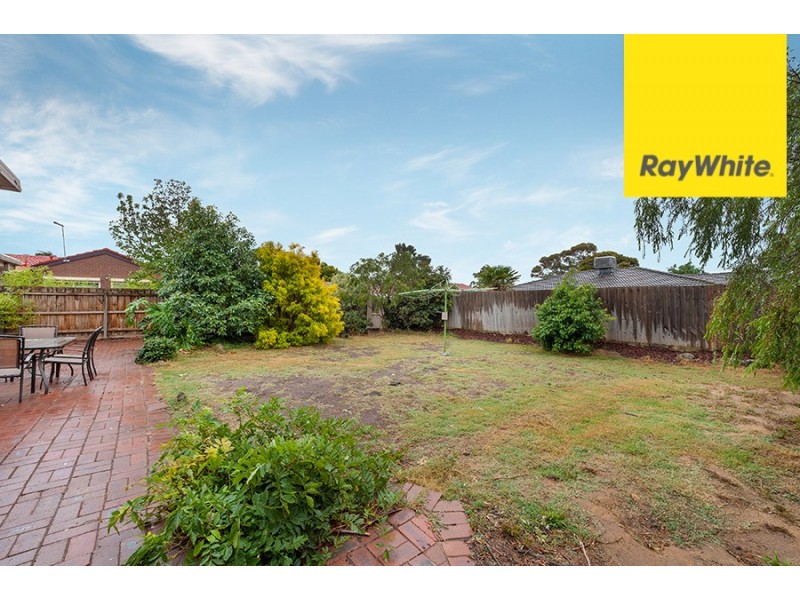 14 Lady Nelson Way, Taylors Lakes VIC 3038
