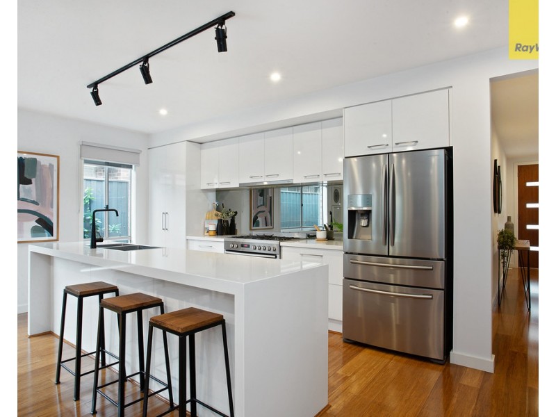 5 Tasman court, Taylors Hill VIC 3037