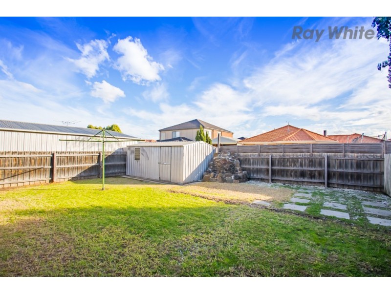 22 Duneed Way, Delahey VIC 3037