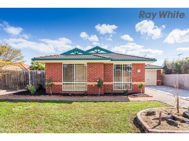 11 Mordaunt Drive, Hillside VIC 3037