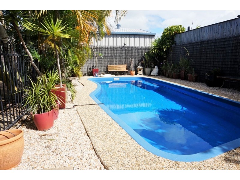 4 Ernest Street, North Mackay QLD 4740