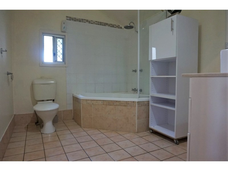 4 Ernest Street, North Mackay QLD 4740