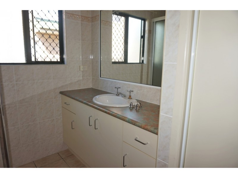 27 Gold Street, Mackay QLD 4740