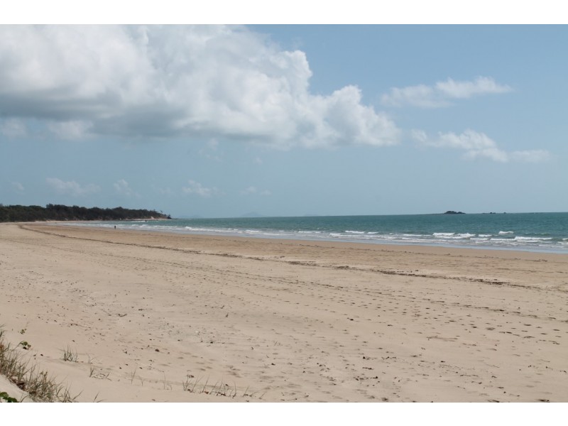 U15, 1 Griffin Avenue, Bucasia QLD 4750