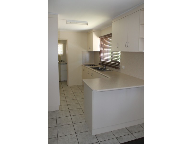 U1, 10 Loudon Street, Mount Pleasant QLD 4740