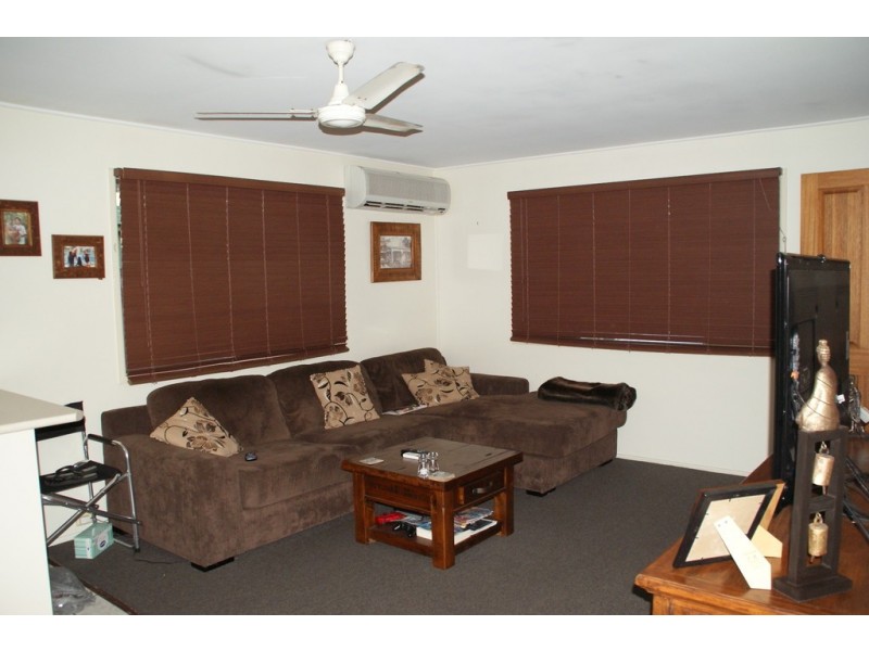 U1, 10 Loudon Street, Mount Pleasant QLD 4740