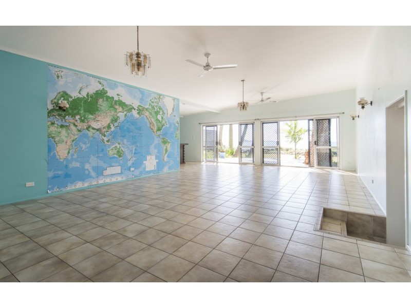 50 Ocean Avenue, Slade Point QLD 4740