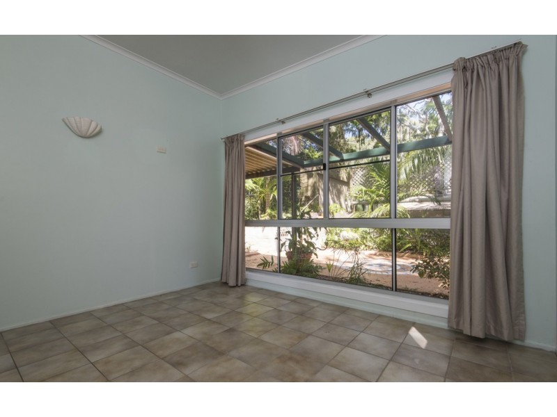 50 Ocean Avenue, Slade Point QLD 4740